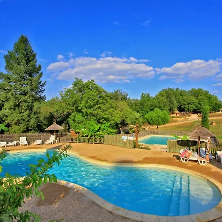 Charmante Cabane, Animaux Admis - 2 Pers. - Api-1-52-2621 Campsite Saint-Amand-de-Coly